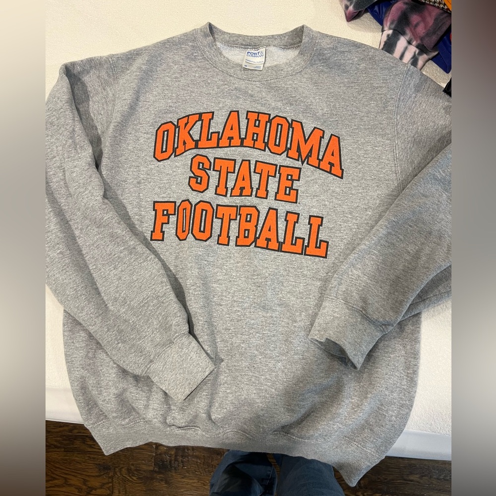 OKLAHOMA STATE FOOTBALL SWEATSHIRT